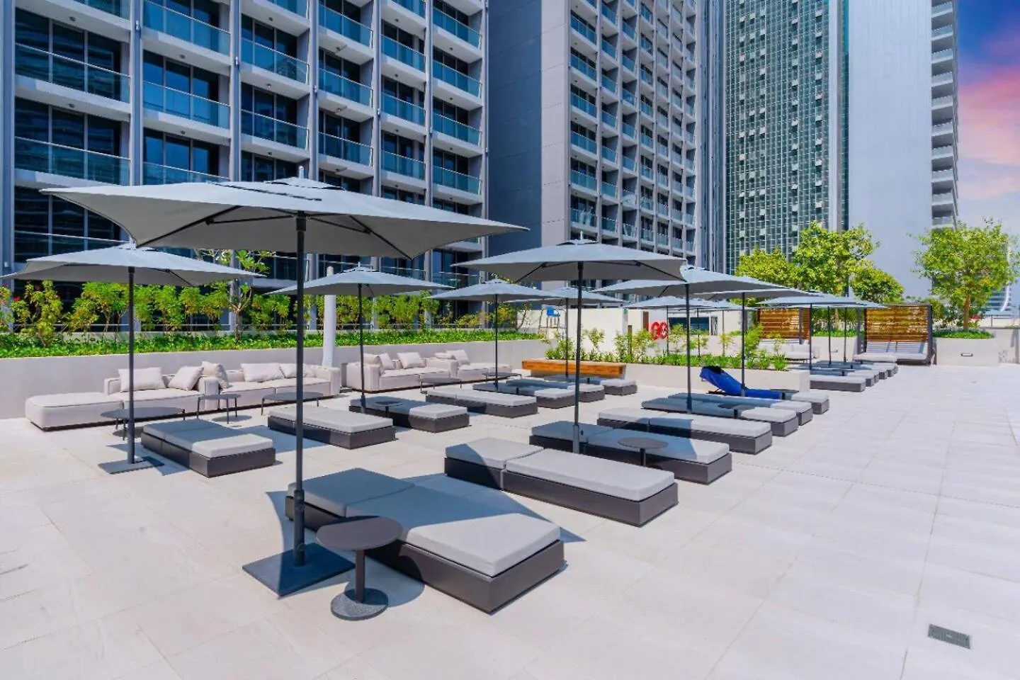 Trendy Studio! Walk To Burj Khalifasleeps 3! Dubai Appartement