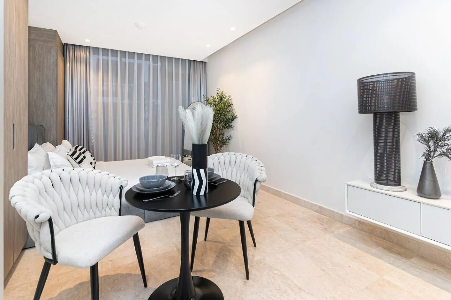 Appartement Trendy Studio! Walk To Burj Khalifasleeps 3! Dubai